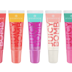 Juicy Bomb de essence mantiene los labios humectados por más tiempo